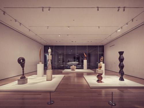 Costantin-Brancusi-sculptures-MoMA