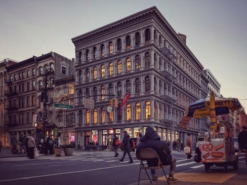 Haughwout-Building-Soho-Cast-Iron-District-Broadway-and-Broome-Street