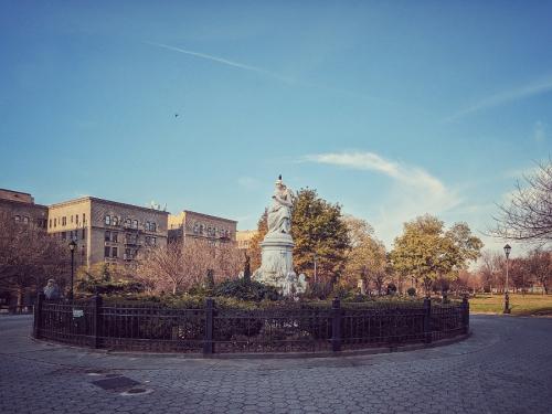 Heinrich Heine Fountain, Concourse, The Bronx